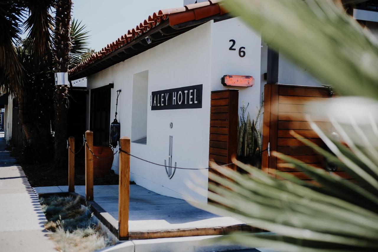 Haley Hotel Santa Barbara Bagian luar foto