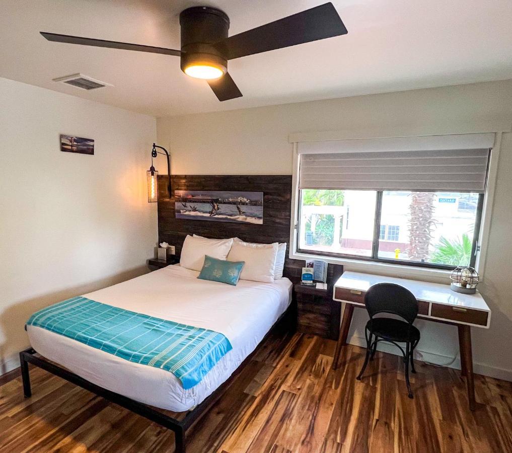 Haley Hotel Santa Barbara Bagian luar foto
