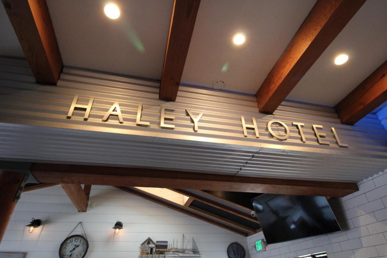 Haley Hotel Santa Barbara Bagian luar foto