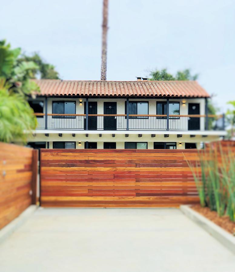 Haley Hotel Santa Barbara Bagian luar foto